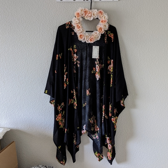 💋 Beautiful Floral Duster L - Picture 2 of 16